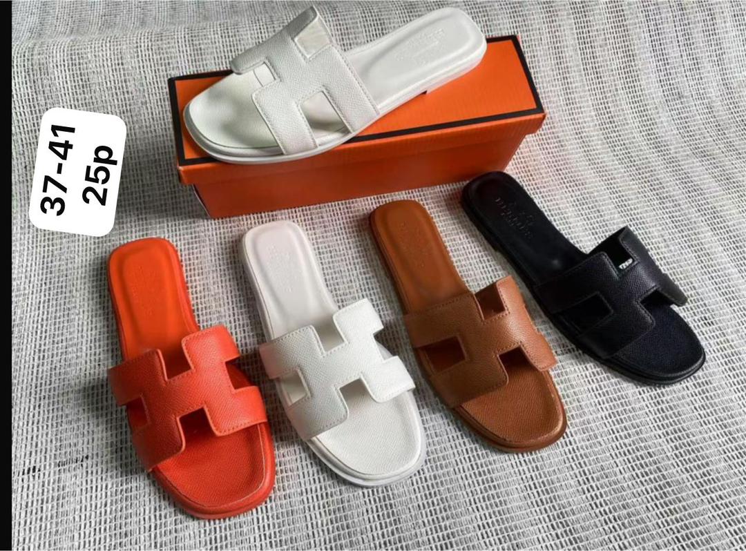 Chaussures ouvertes pour femmes 