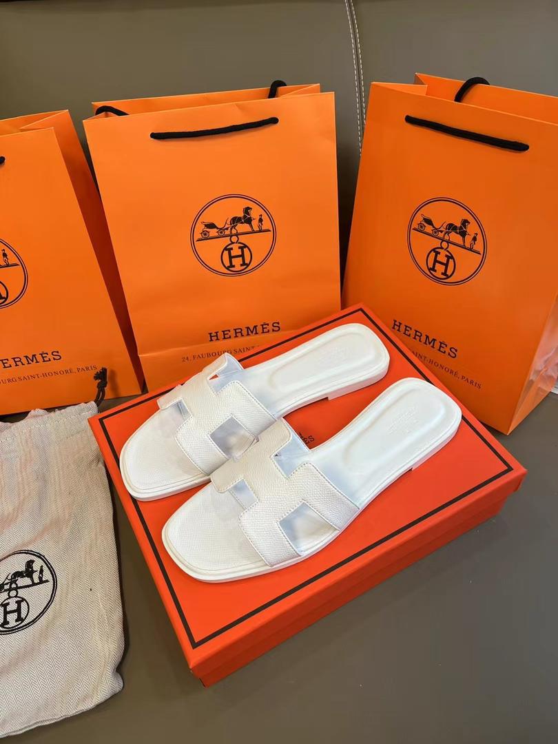 Chaussures ouvertes pour femmes 