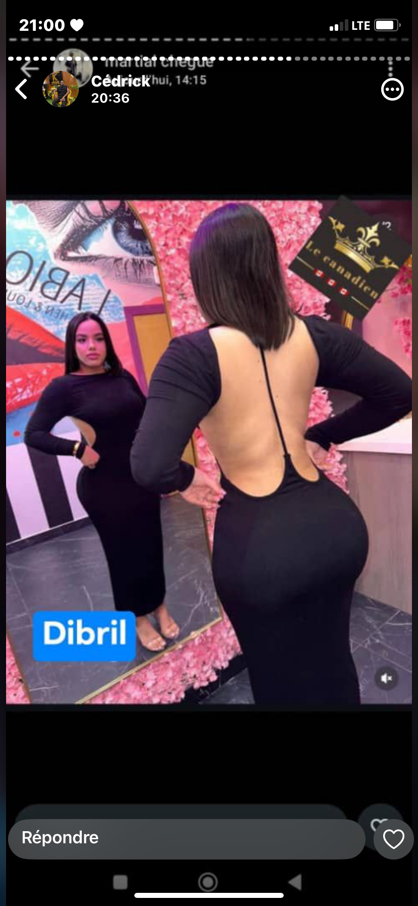 Vêtements pour femmes et jeunes filles 