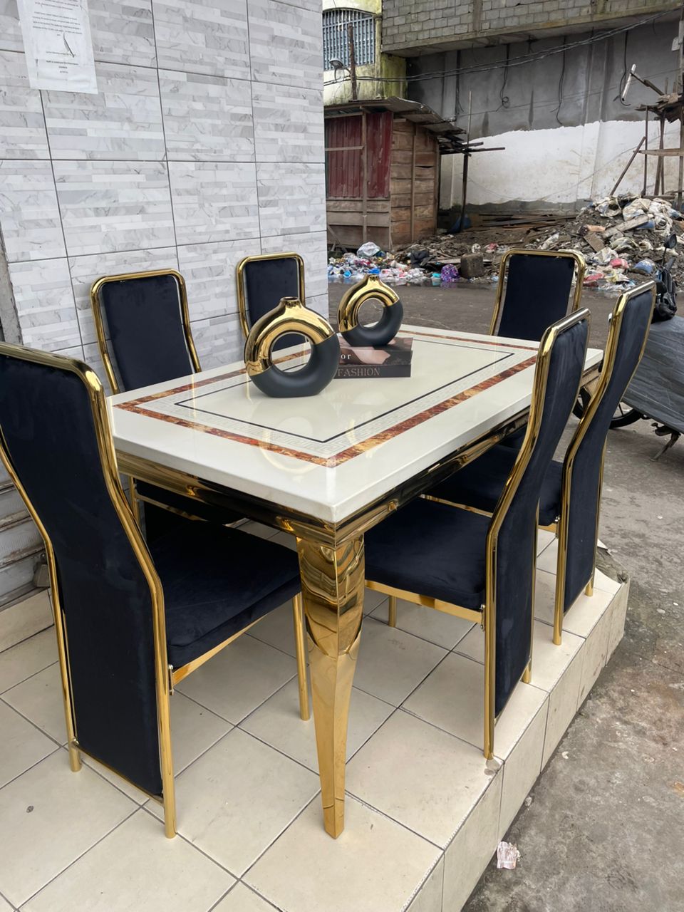 Table à manger marbrée 6P